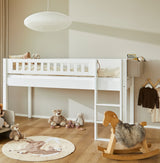 Sengehest med tremmer