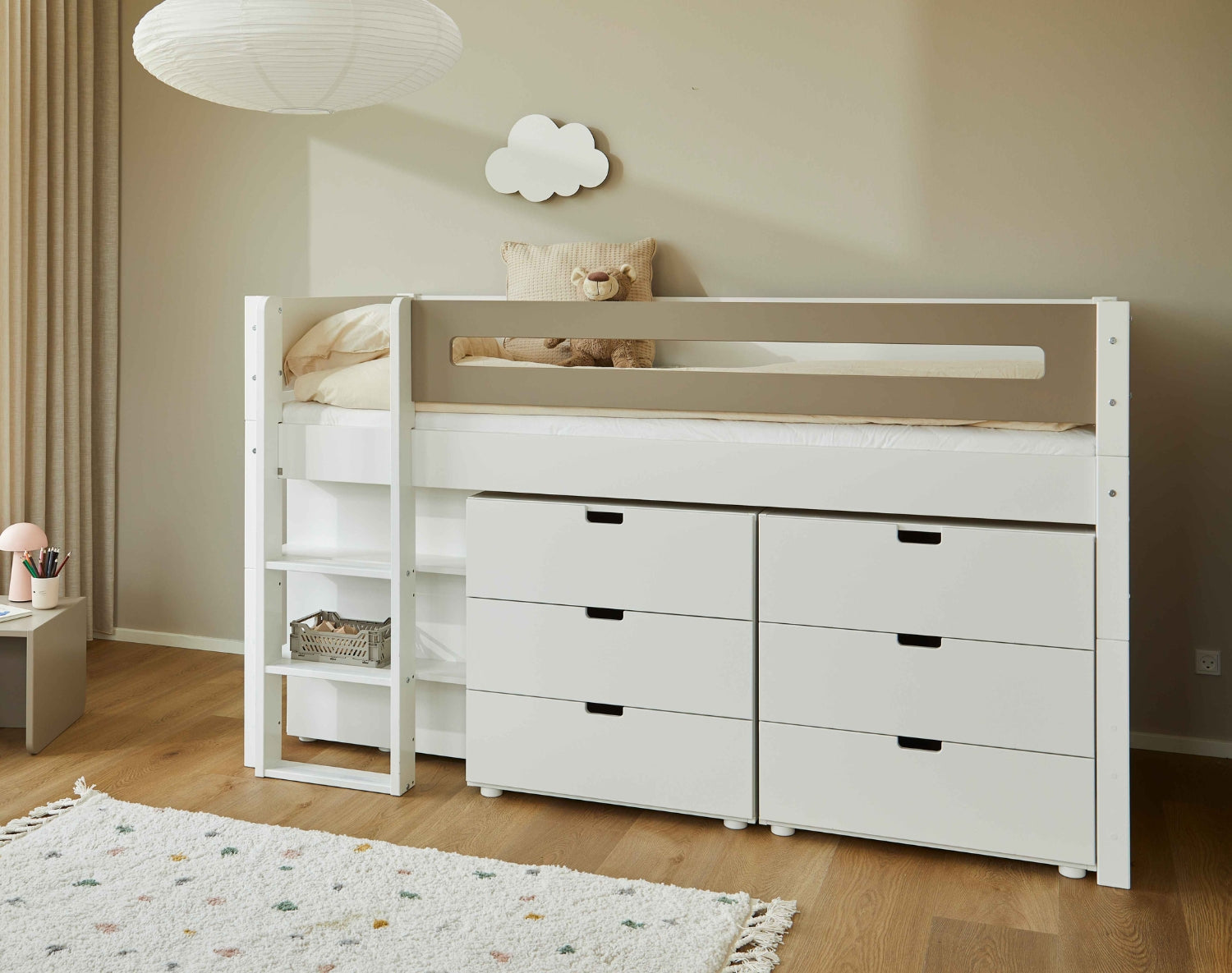 Design Sänghäst öppen