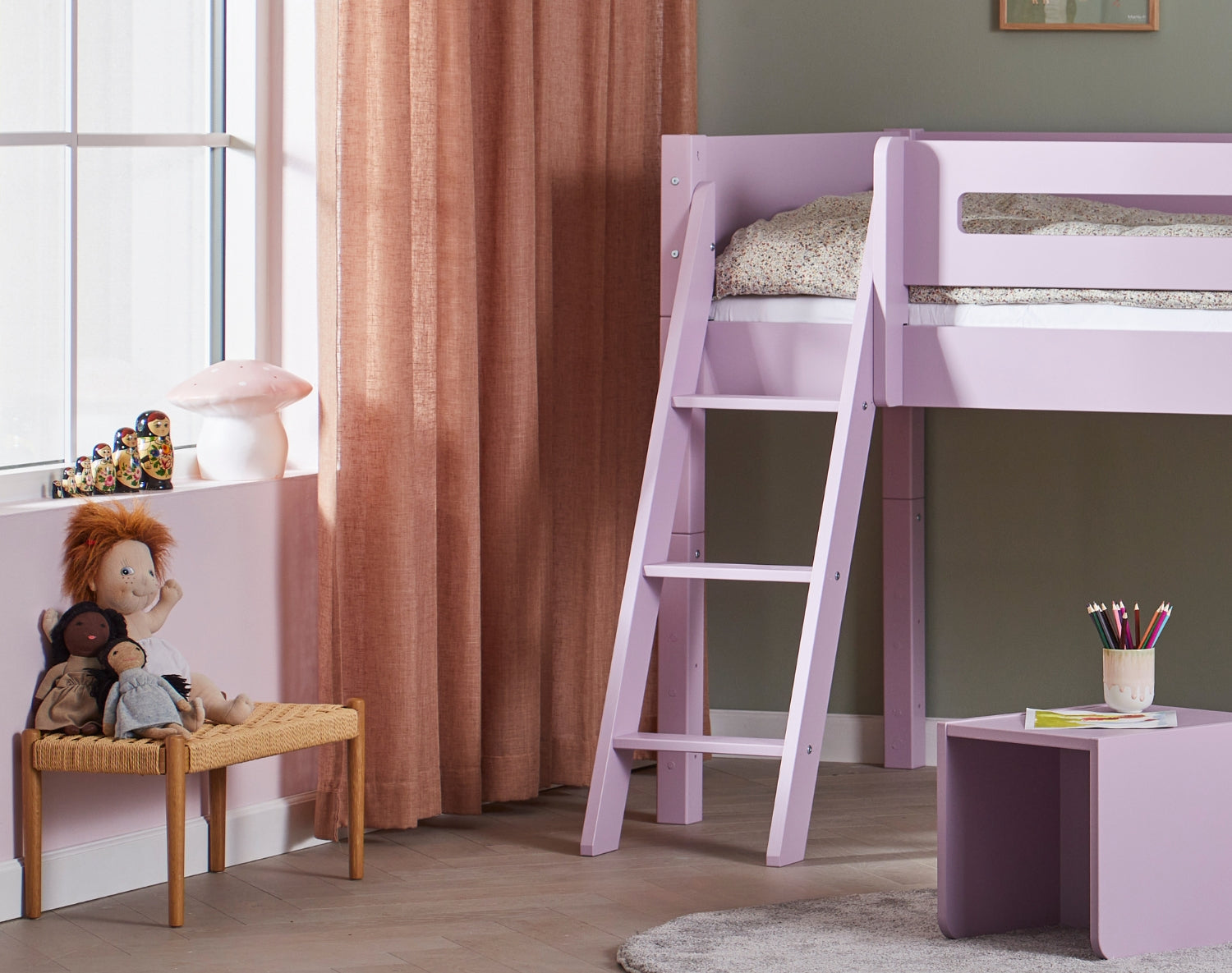 Børnebænk i massiv eg