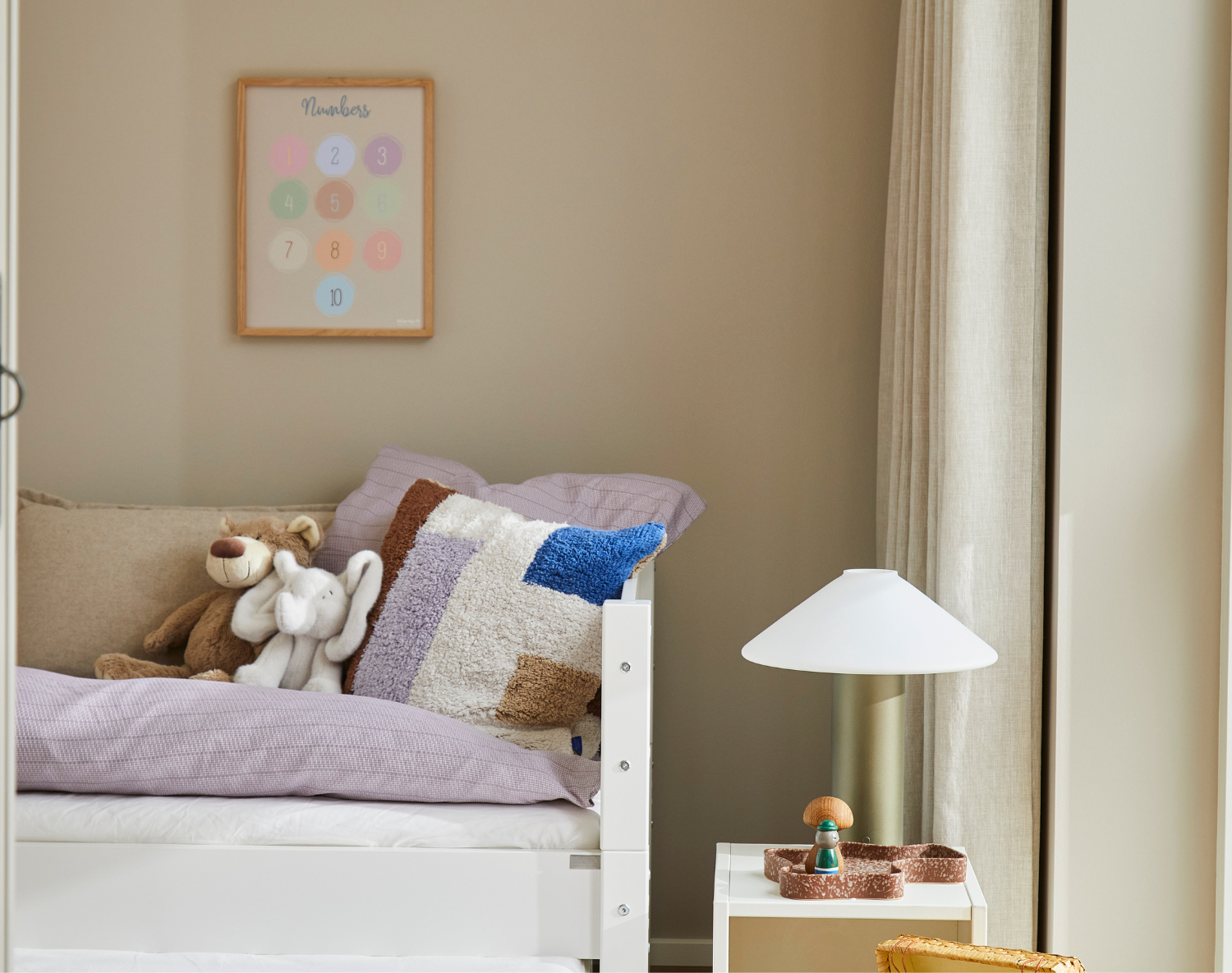 Læringsplakat til børn "Numbers" - inkl. egetræsramme