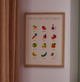 Læringsplakat til børn "Fruits and Vegetables" - inkl. egetræsramme