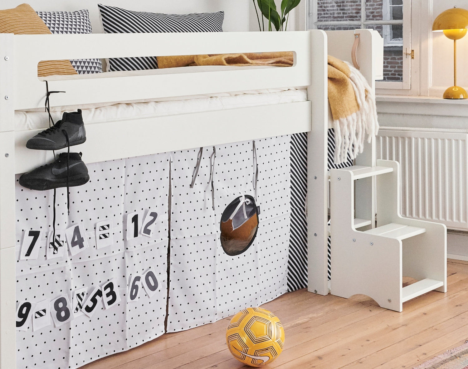 Høj Junior sengestige