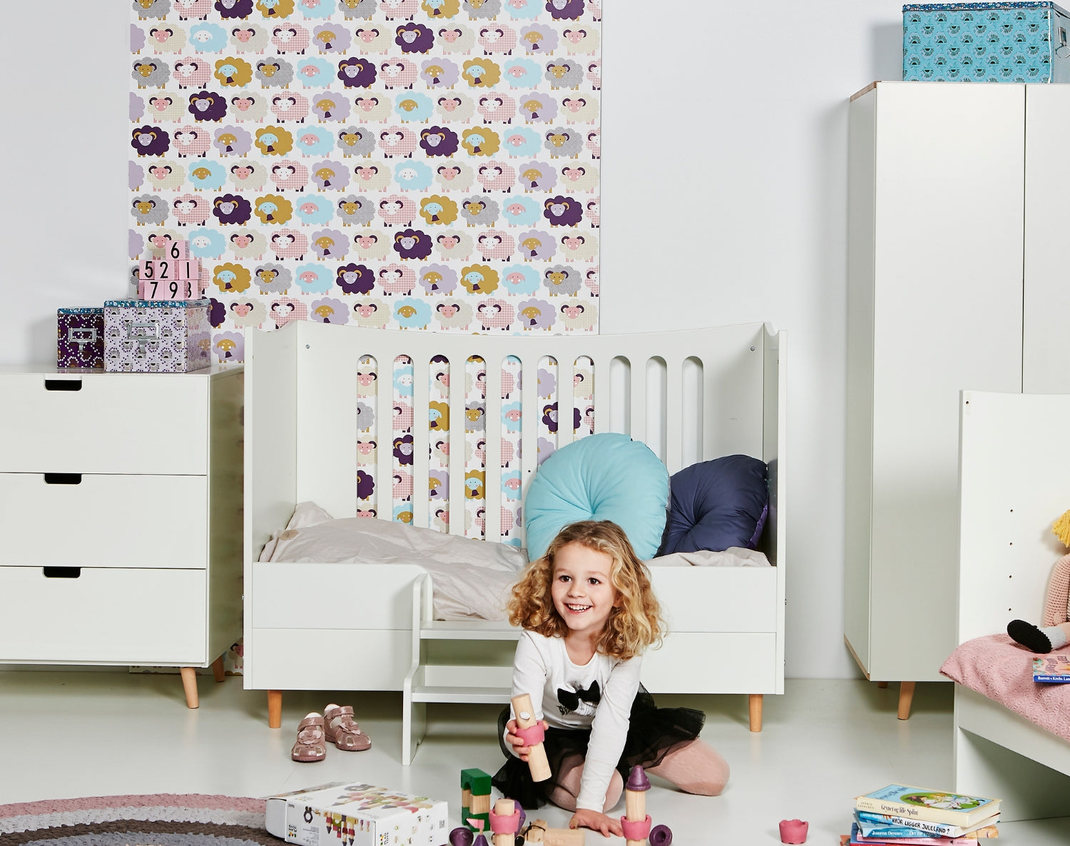 Delad bäddhäst till babysäng