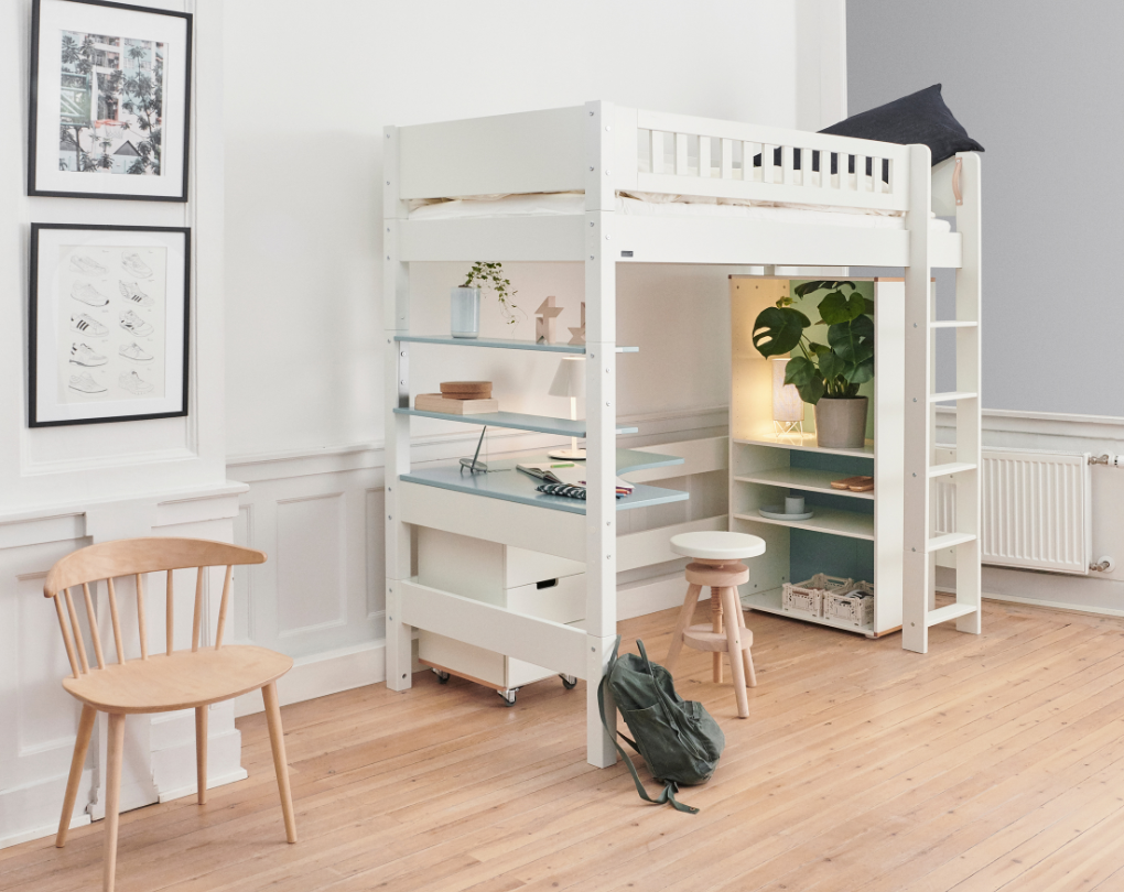 Sängstege och 85 cm ben för hög säng